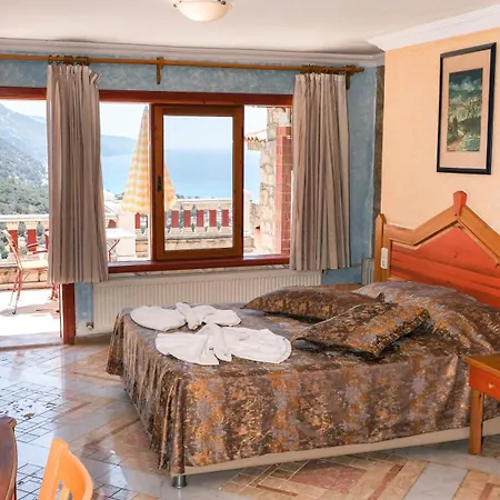 酒店 森姆勃拉别墅酒店 3*