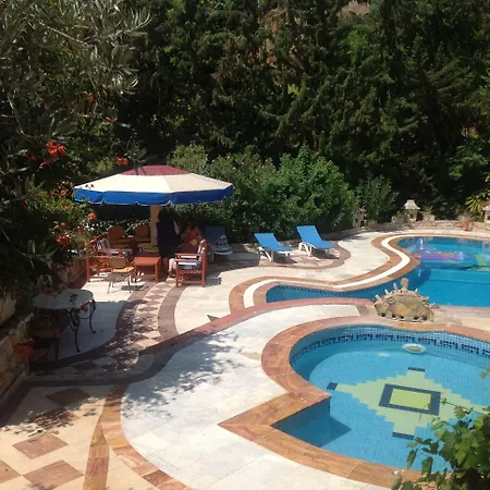 森姆勃拉别墅酒店 酒店