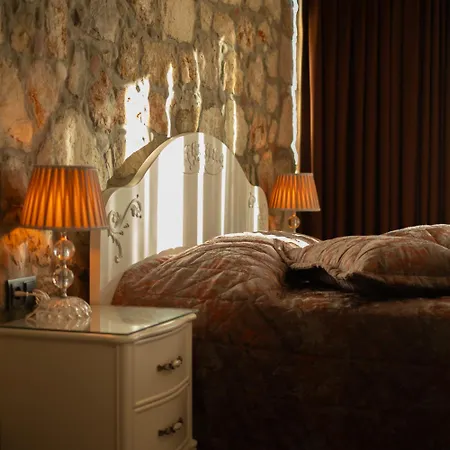Hotel Symbola