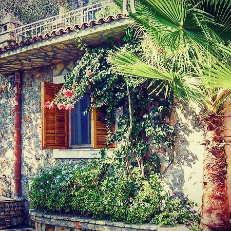 Symbola מלון אולודניץ