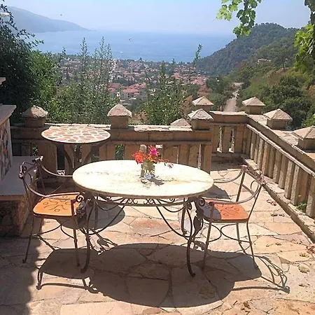 Hotel Symbola 3*