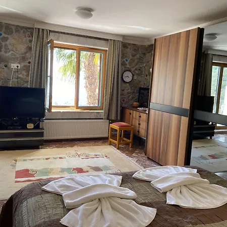 Symbola Otel 3*