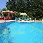 Hotel Symbola 3*