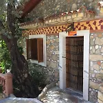 Hotel Symbola 3*