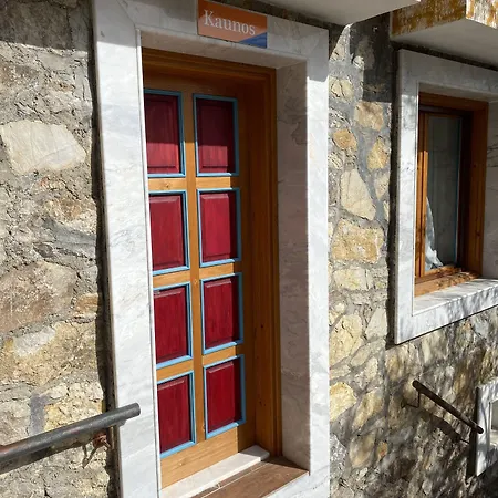 Hotel Symbola 3*